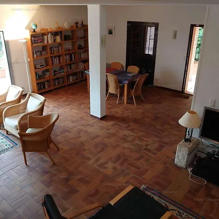 6amb38 Superbe Avec Terrasses Dans Avec Piscine Commune Villa