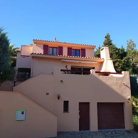 6amb38 Superbe Avec Terrasses Dans Avec Piscine Commune